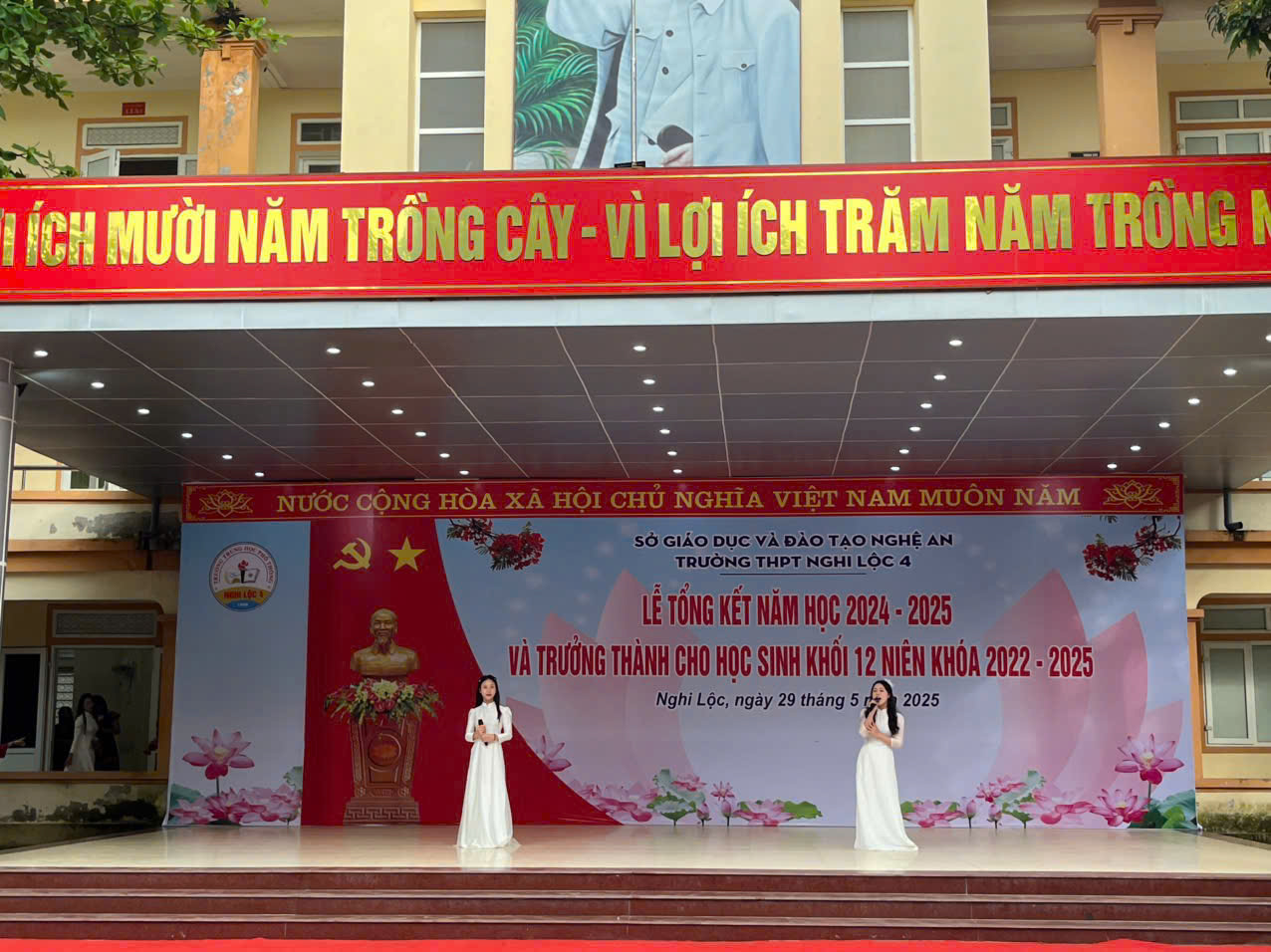 LỄ TỔNG KẾT NĂM HỌC 2024 – 2025 VÀ LỄ TRƯỞNG THÀNH – TRI ÂN CỦA HỌC SINH KHỐI 12 NIÊN KHOÁ 2022 – 2025